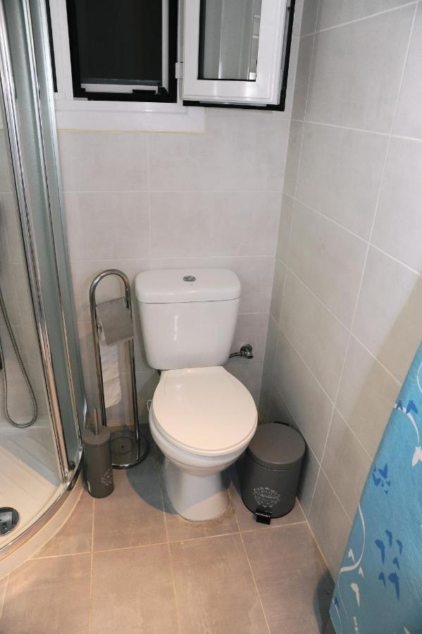 Freatida Apartment Piraeus Exterior photo